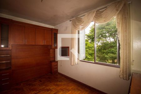 Quarto 2 de apartamento à venda com 3 quartos, 60m² em Cavalhada, Porto Alegre