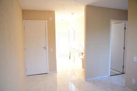 Sala de apartamento para alugar com 2 quartos, 42m² em Jardim Petrópolis, Cotia