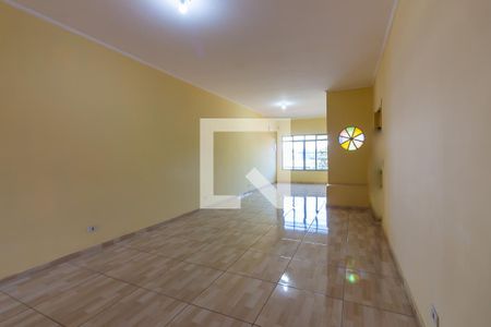 Casa para alugar com 200m², 2 quartos e 2 vagasSala 