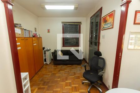 Quarto 1 de casa para alugar com 3 quartos, 280m² em Petrópolis, Porto Alegre