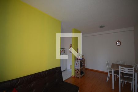 Sala de apartamento para alugar com 2 quartos, 48m² em Parada de Lucas, Rio de Janeiro