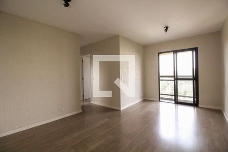 Sala de apartamento à venda com 3 quartos, 75m² em Vila Carbone, São Paulo