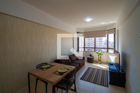 Sala de kitnet/studio para alugar com 1 quarto, 50m² em Centro, Campinas