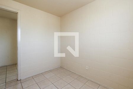 Quarto 2 de apartamento para alugar com 2 quartos, 42m² em Rubem Berta, Porto Alegre