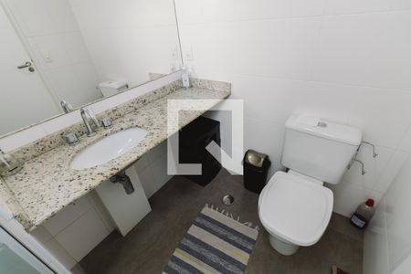 Banheiro da Suíte 1 de apartamento para alugar com 2 quartos, 75m² em Vila Pompéia, São Paulo