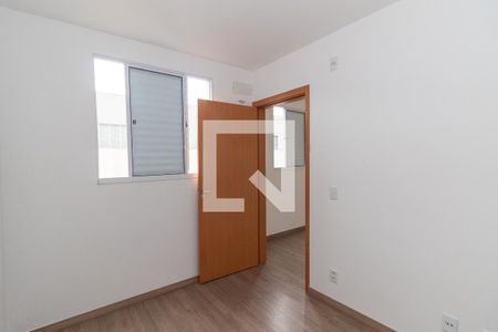 Quarto 1 de apartamento para alugar com 1 quarto, 44m² em Humaitá, Porto Alegre