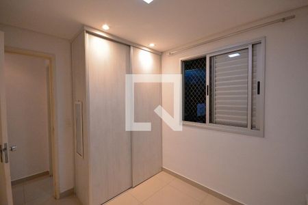 Quarto de apartamento para alugar com 1 quarto, 49m² em Vila Liviero, São Paulo