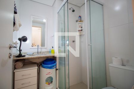 Banheiro de apartamento para alugar com 1 quarto, 45m² em Jardim Ampliação, São Paulo