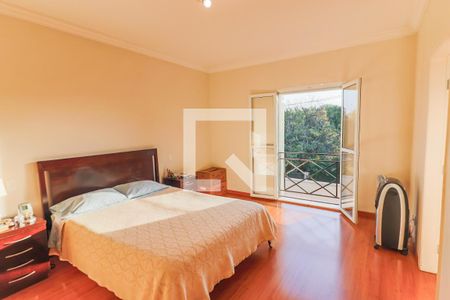 Casa à venda com 490m², 4 quartos e 4 vagas Casa à venda com 490m², 4 quartos e 4 vagasSuite 3 e 4 ( Master )