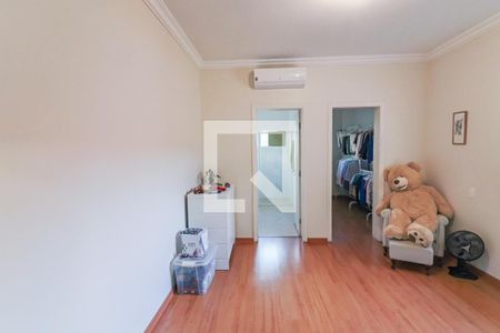 Casa à venda com 490m², 4 quartos e 4 vagas Casa à venda com 490m², 4 quartos e 4 vagasSuite 2