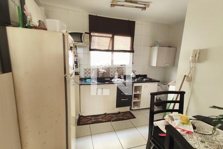 Cozinha e Área de Serviço de apartamento para alugar com 2 quartos, 80m² em Scharlau, São Leopoldo