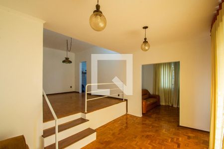 Casa à venda com 120m², 4 quartos e 1 vagaSala