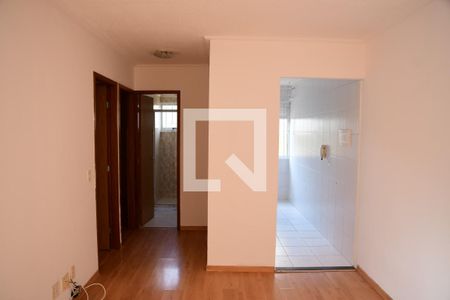 Sala de apartamento para alugar com 2 quartos, 47m² em Jardim Ísis, Cotia