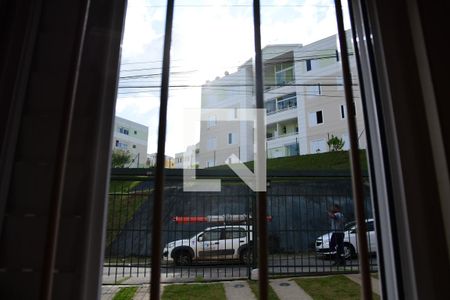 Vista do Quarto 1  de apartamento para alugar com 2 quartos, 47m² em Jardim Ísis, Cotia