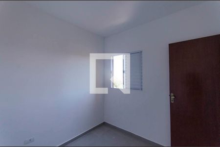 Quarto 2 de apartamento para alugar com 2 quartos, 40m² em Vila Sao Francisco, São Paulo