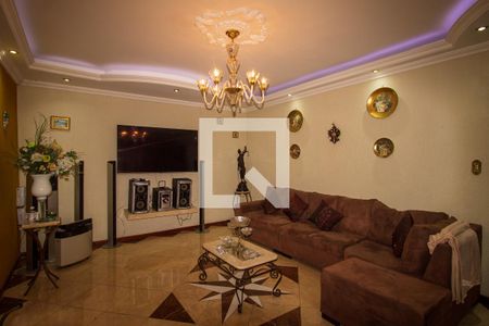 Sala de casa à venda com 3 quartos, 250m² em Glória, Porto Alegre