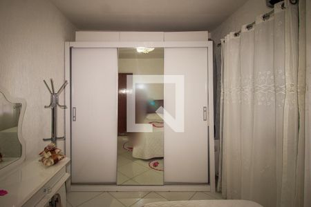 Quarto 1 de casa à venda com 3 quartos, 250m² em Glória, Porto Alegre