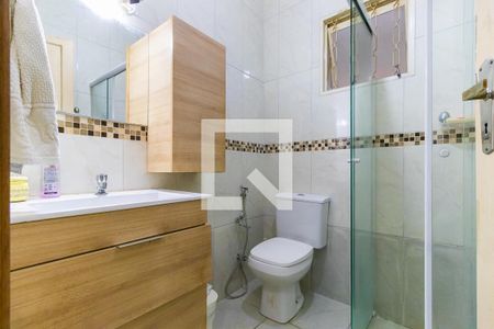 Casa para alugar com 110m², 3 quartos e 4 vagas Casa para alugar com 110m², 3 quartos e 4 vagasBanheiro social