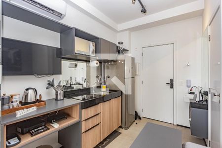 Cozinha de apartamento para alugar com 1 quarto, 24m² em Liberdade, São Paulo