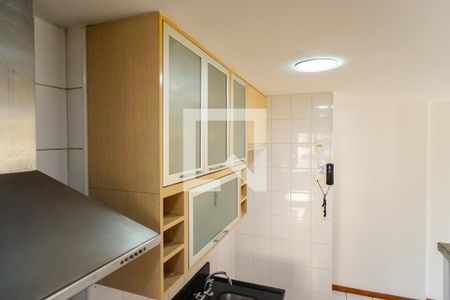 Sala/Cozinha de apartamento para alugar com 3 quartos, 80m² em Barra da Tijuca, Rio de Janeiro