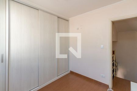 Quarto 1 de casa para alugar com 2 quartos, 82m² em Jardim Casablanca, São Paulo