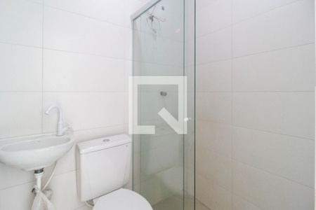 Banheiro de kitnet/studio para alugar com 1 quarto, 40m² em Cambuci, São Paulo