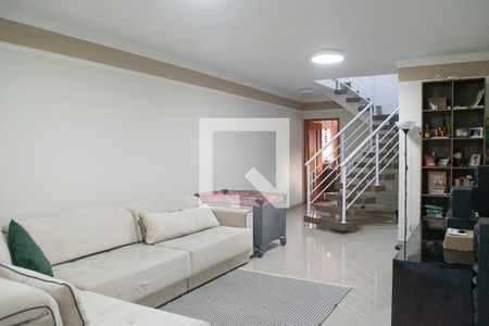 Sala de casa à venda com 4 quartos, 180m² em Vila Ester (zona Norte), São Paulo