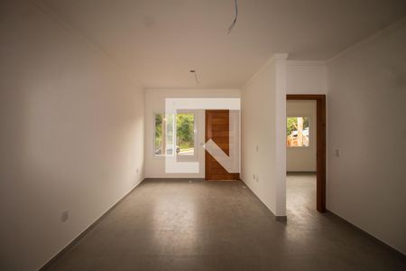 Casa de condomínio à venda com 77m², 3 quartos e 2 vagasSala/Cozinha