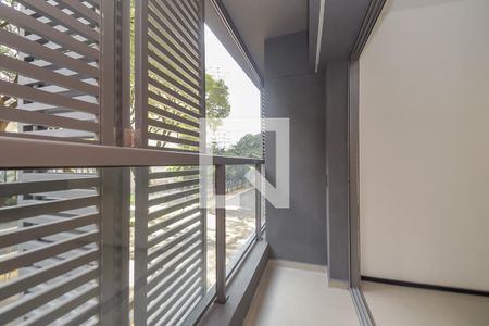 varanda de kitnet/studio para alugar com 1 quarto, 27m² em Consolação, São Paulo