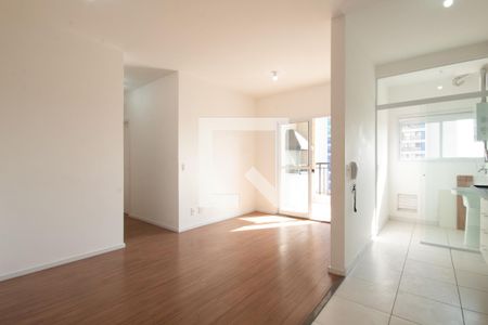 Sala de apartamento para alugar com 2 quartos, 57m² em Bussocaba, Osasco