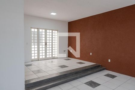 Casa à venda com 210m², 3 quartos e 6 vagasSala