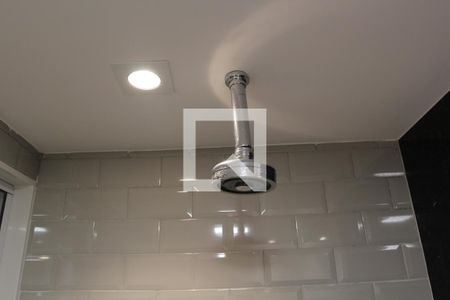 Detalhe Banheiro da Suíte 1 de apartamento para alugar com 2 quartos, 98m² em Barro Vermelho, Vitória