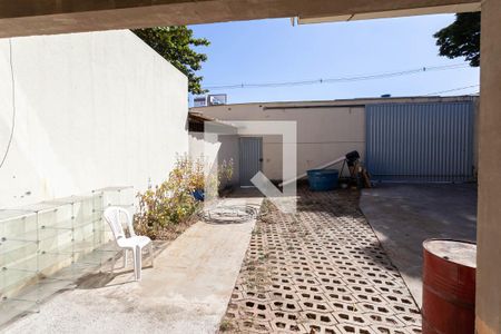 Vista da sala 1 de casa à venda com 4 quartos, 400m² em Santa Mônica, Belo Horizonte