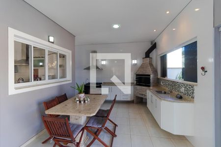 Churrasqueira de casa à venda com 5 quartos, 370m² em Mansões Santo Antônio, Campinas