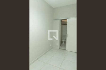 Suíte de apartamento à venda com 2 quartos, 70m² em Centro, Niterói