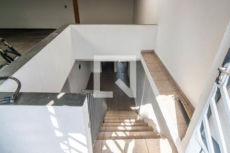 Área Externa de casa para alugar com 3 quartos, 380m² em Vila Alpina, São Paulo