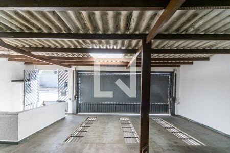 Garagem de casa para alugar com 3 quartos, 380m² em Vila Alpina, São Paulo