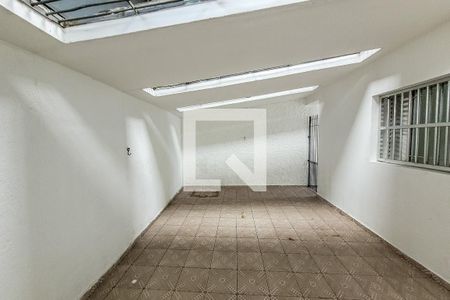 Área Externa de casa para alugar com 3 quartos, 380m² em Vila Alpina, São Paulo