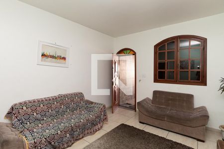 Sala de casa à venda com 5 quartos, 300m² em Campo Alegre, Belo Horizonte