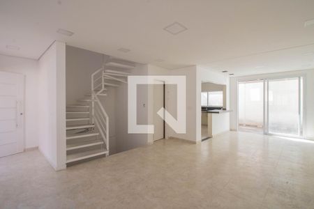Sala de casa de condomínio para alugar com 3 quartos, 237m² em Parque Renato Maia, Guarulhos