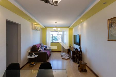 Apartamento à venda com 70m², 2 quartos e 1 vagaSala