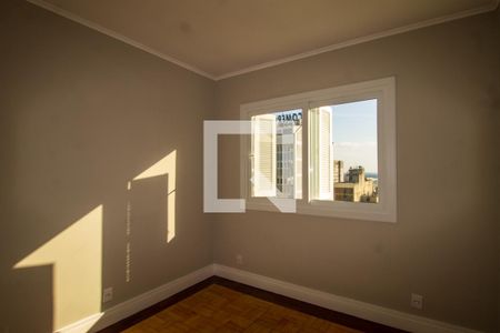Quarto 2 de apartamento para alugar com 3 quartos, 122m² em Independência, Porto Alegre