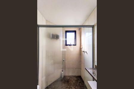 Apartamento à venda com 170m², 4 quartos e 4 vagas Apartamento à venda com 170m², 4 quartos e 4 vagasBanheiro Suíte 02