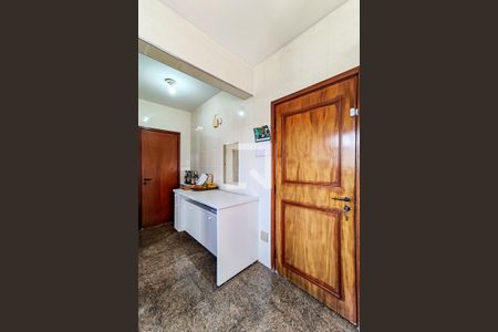 Apartamento à venda com 170m², 4 quartos e 4 vagas Apartamento à venda com 170m², 4 quartos e 4 vagasÁrea de Serviço