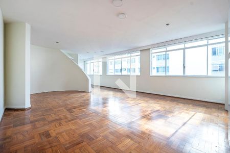 Apartamento para alugar com 180m², 3 quartos e 1 vagaSala