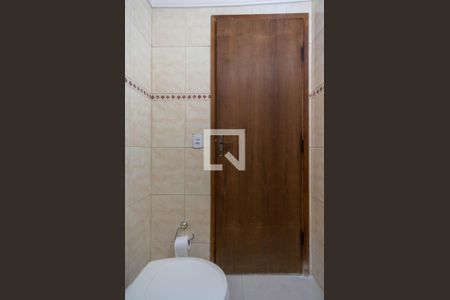 Lavabo de casa à venda com 3 quartos, 191m² em Vila Carbone, São Paulo