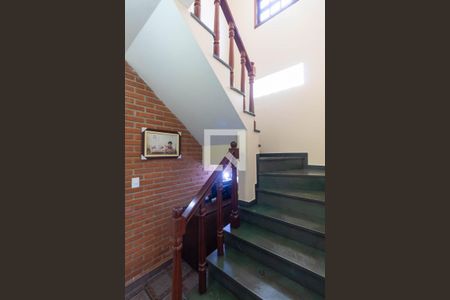 Escada de casa à venda com 3 quartos, 195m² em Jardim Hercilia, São Paulo