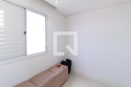 Quarto de apartamento à venda com 2 quartos, 68m² em Santo Antônio, Osasco