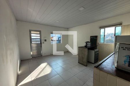 Sala/Cozinha de casa para alugar com 1 quarto, 70m² em Vila das Mercês, São Paulo