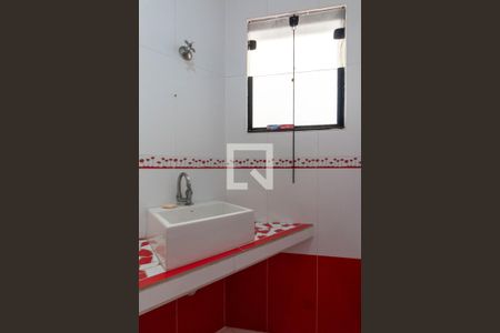 Lavabo de casa à venda com 3 quartos, 126m² em Vila Curuçá, São Paulo